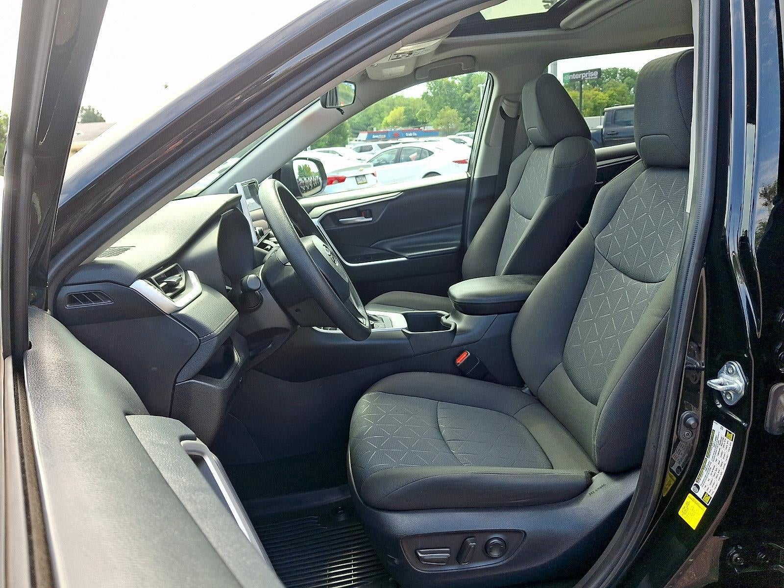 2024 Toyota RAV4 Hybrid XLE AWD (Natl)