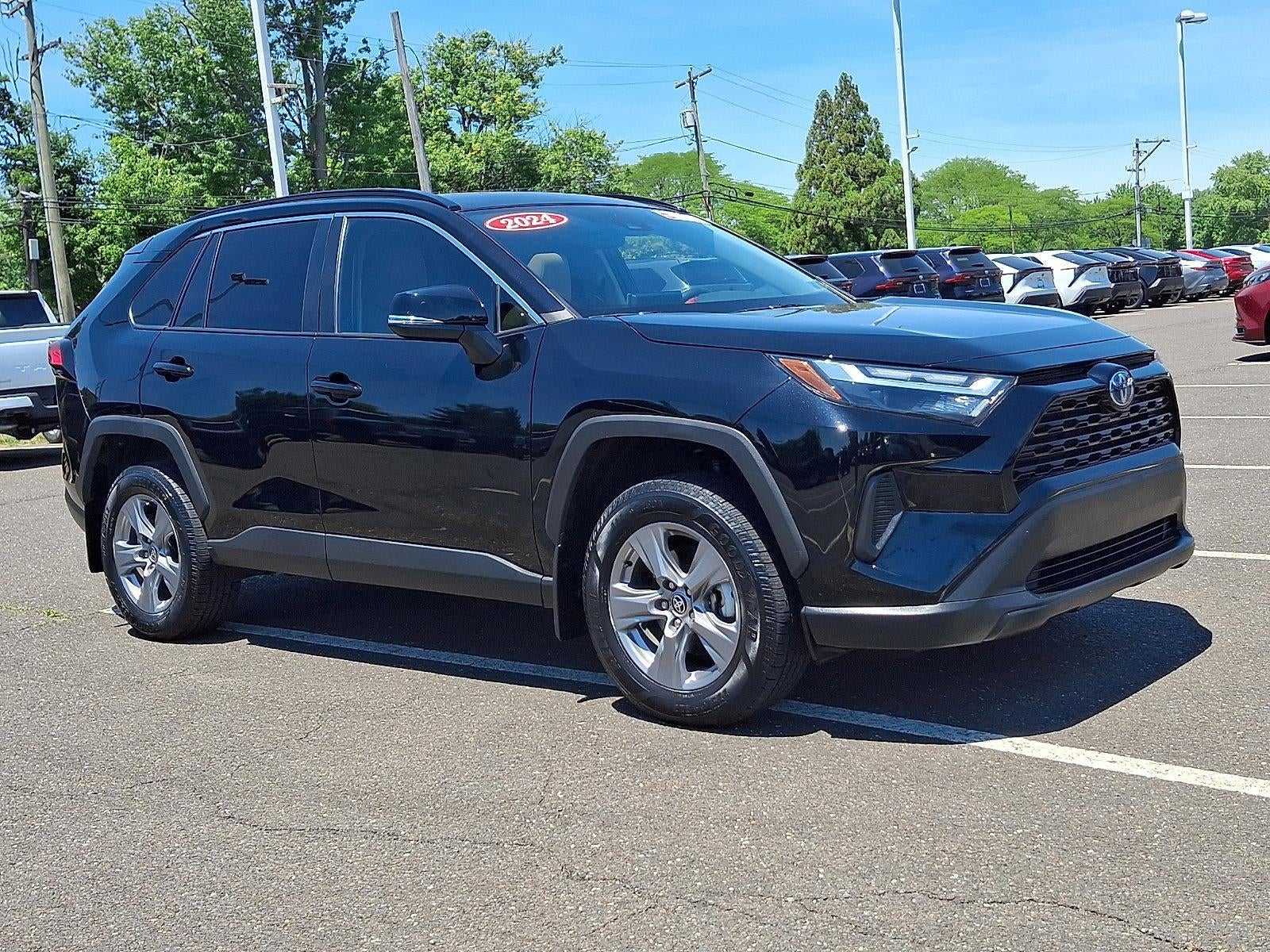 2024 Toyota RAV4 Hybrid XLE AWD (Natl)