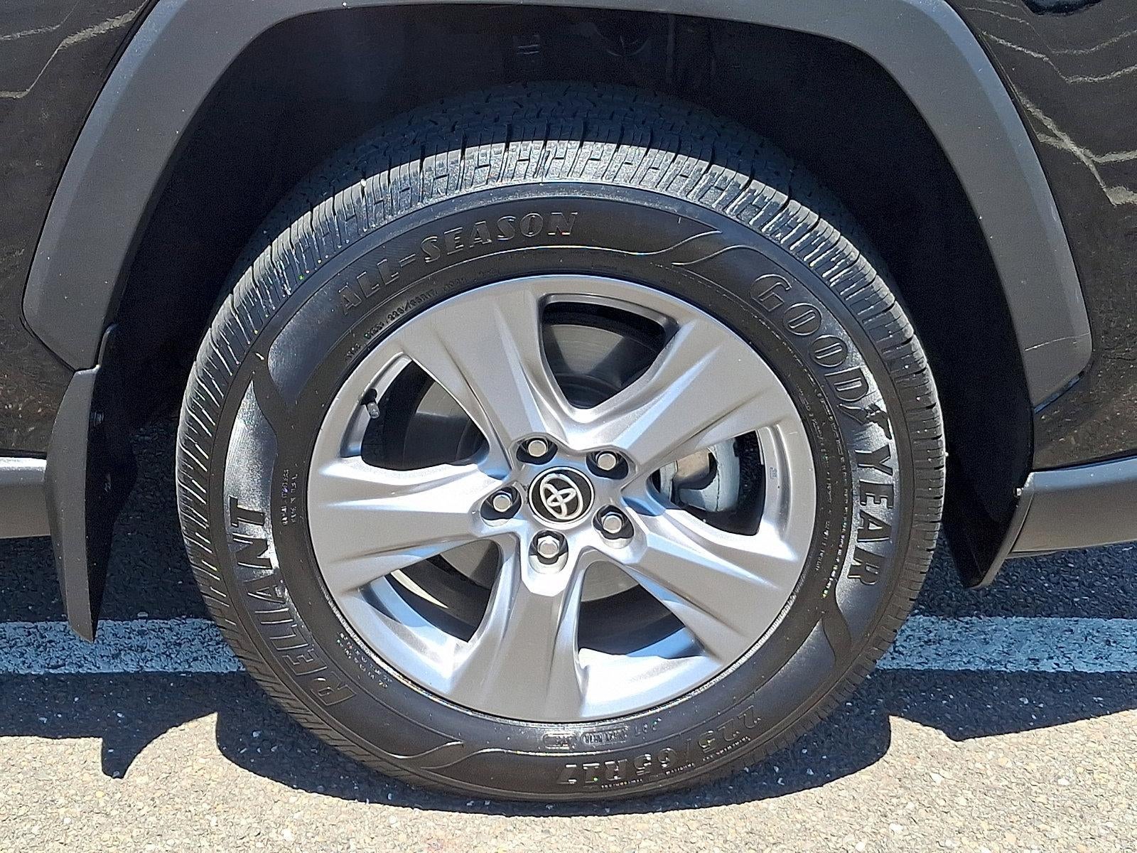 2024 Toyota RAV4 Hybrid XLE AWD (Natl)