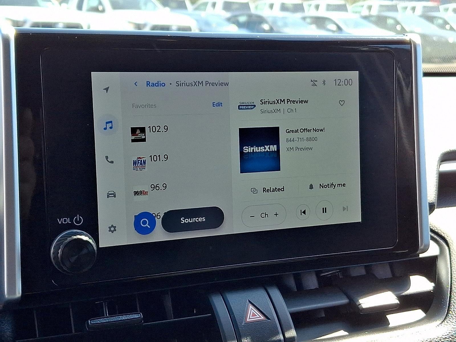 2024 Toyota RAV4 Hybrid XLE AWD (Natl)