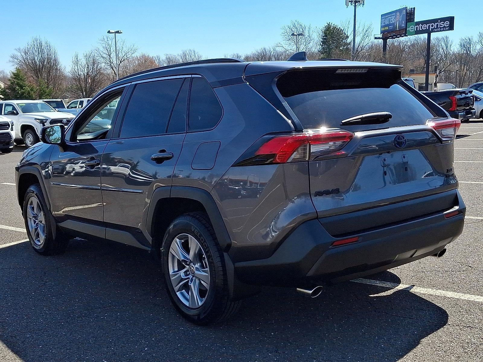 2024 Toyota RAV4 Hybrid XLE AWD (Natl)