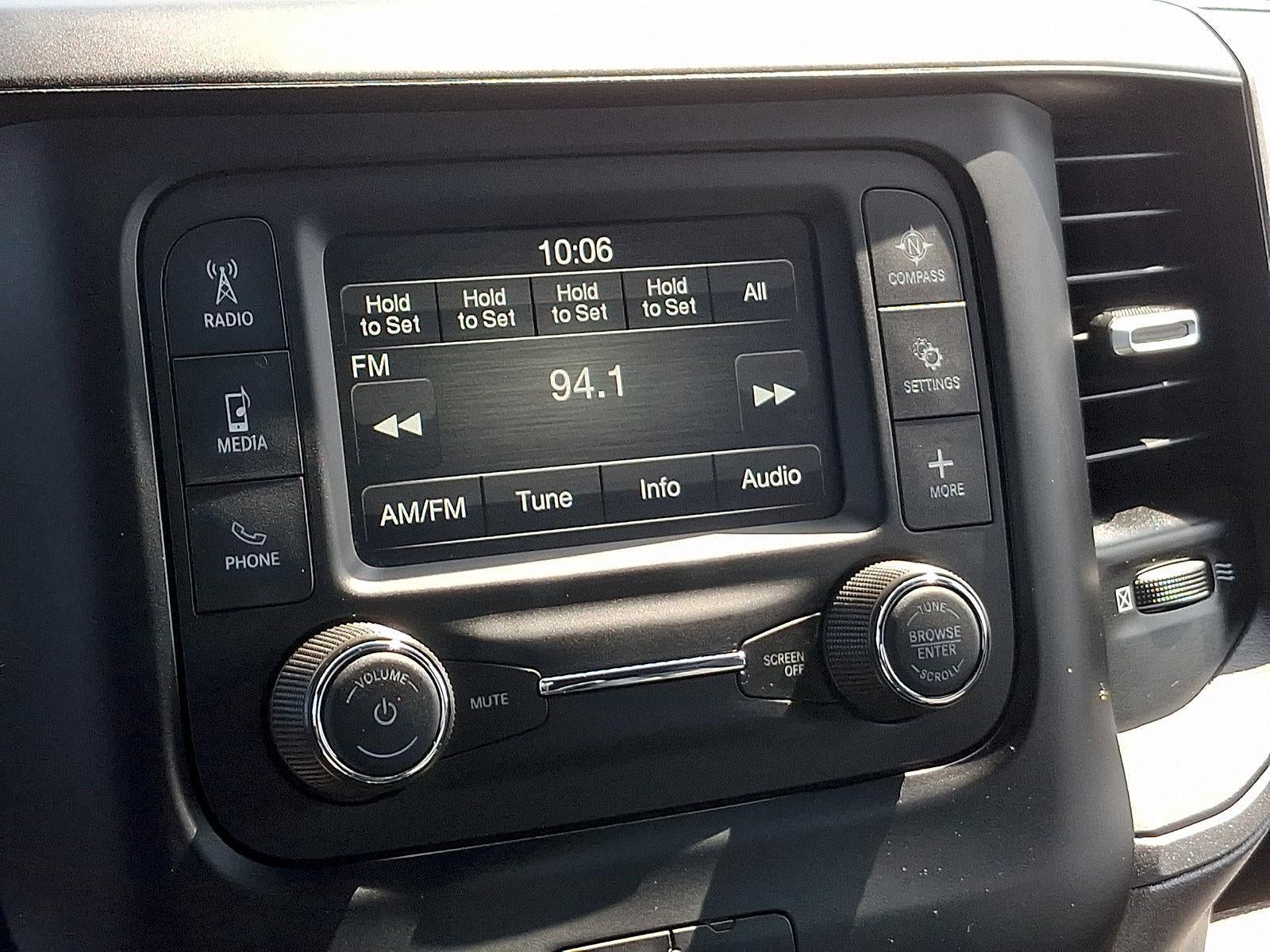 2024 RAM 3500 Tradesman 4x4 Crew Cab 8' Box