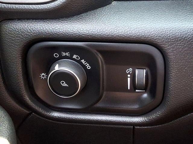 2024 RAM 3500 Tradesman 4x4 Crew Cab 8' Box