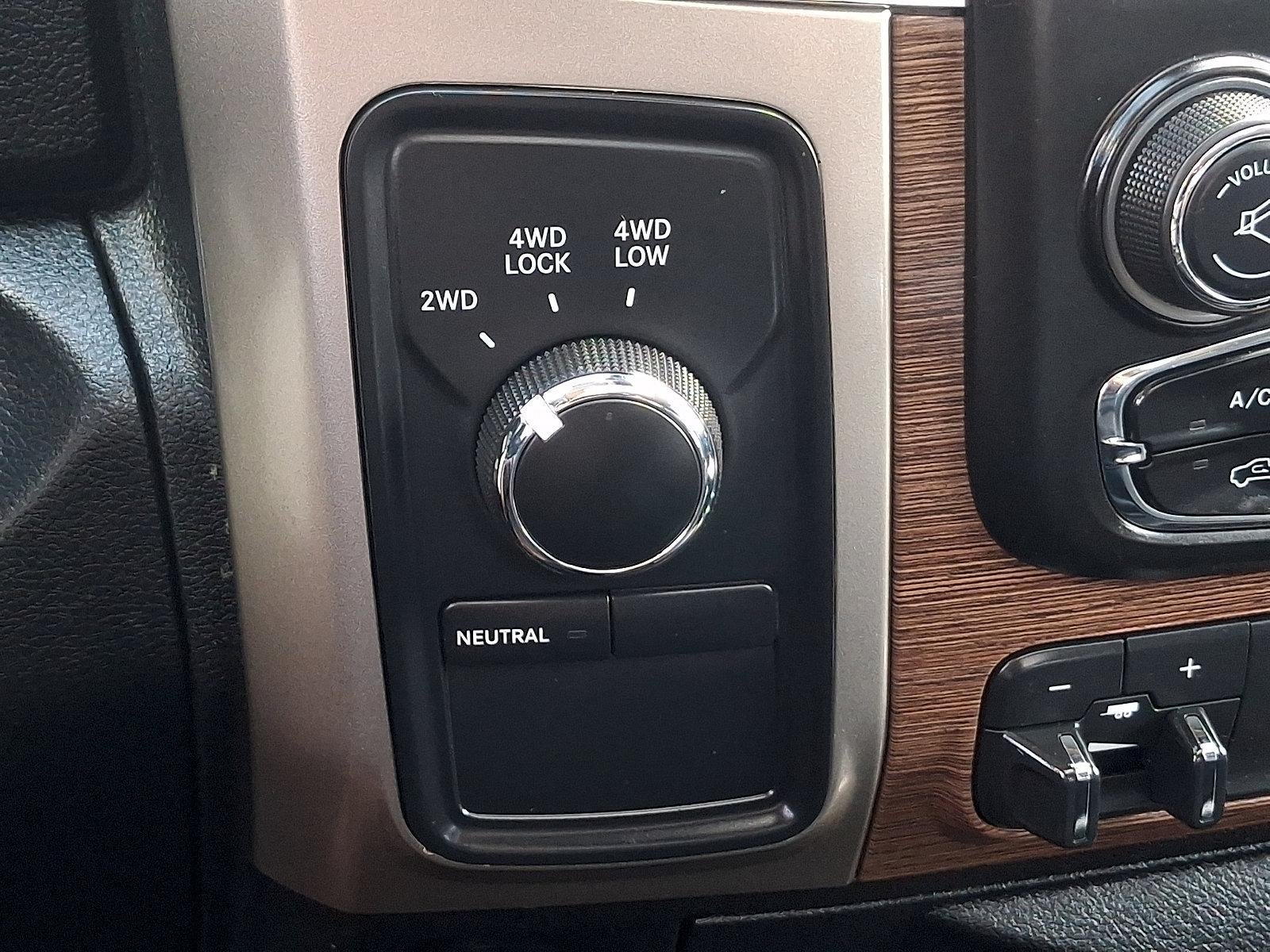 2014 RAM 2500 4WD Crew Cab 6.4 Ft Box Laramie