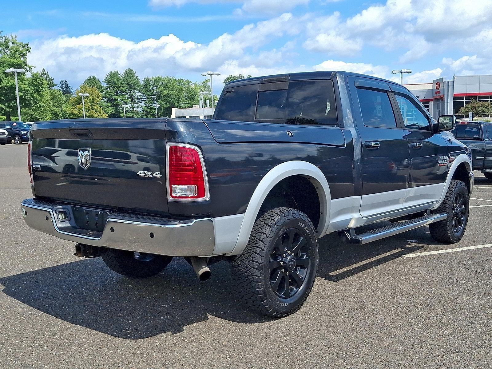 2014 RAM 2500 4WD Crew Cab 6.4 Ft Box Laramie