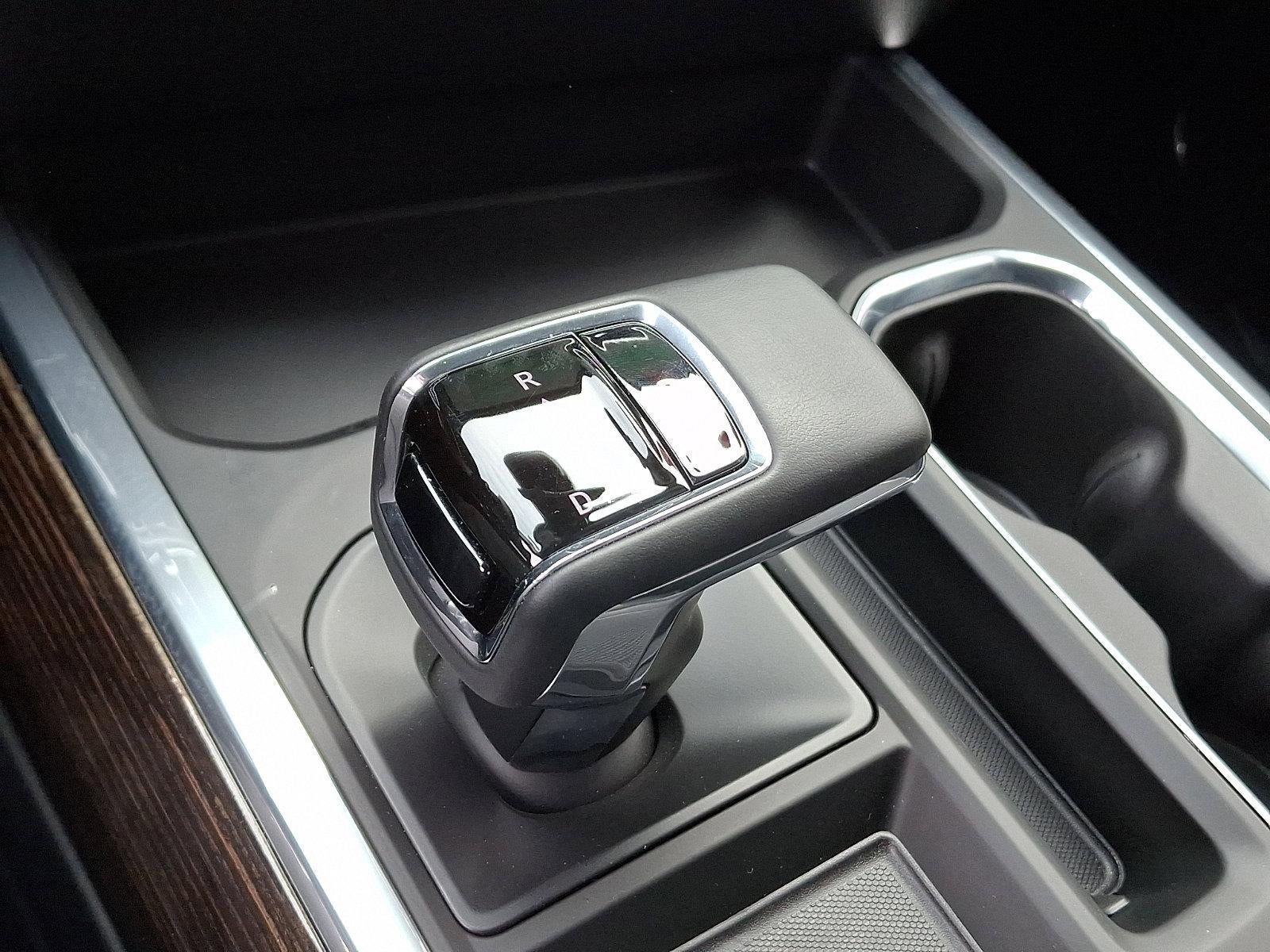 2025 GMC Sierra 1500 Crew Cab Short Box 4-Wheel Drive Elevation 3SB