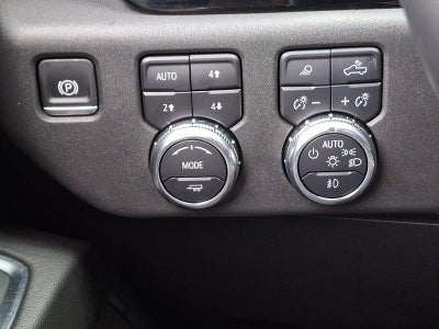 2025 GMC Sierra 1500 Crew Cab Short Box 4-Wheel Drive Elevation 3SB