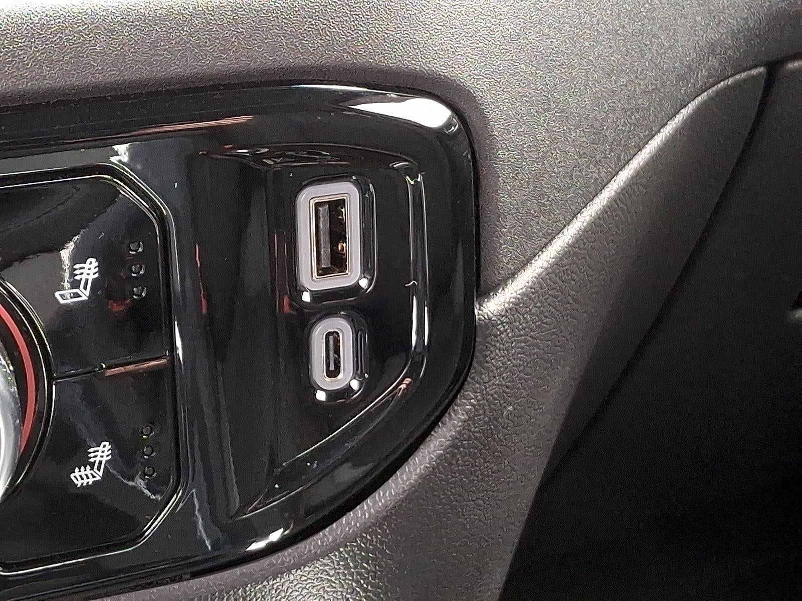 2025 GMC Sierra 1500 Crew Cab Short Box 4-Wheel Drive Elevation 3SB