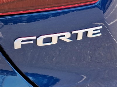 2024 Kia Forte LXS IVT