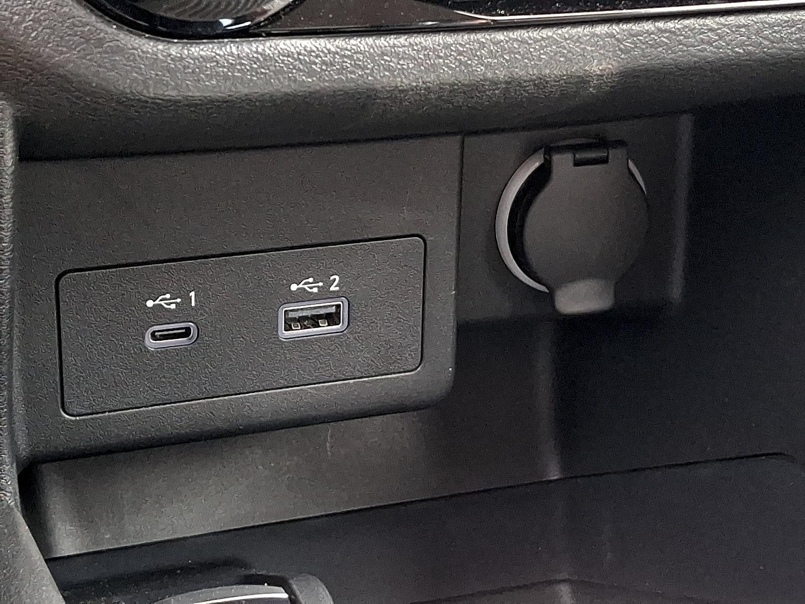 2024 Nissan Kicks SR FWD