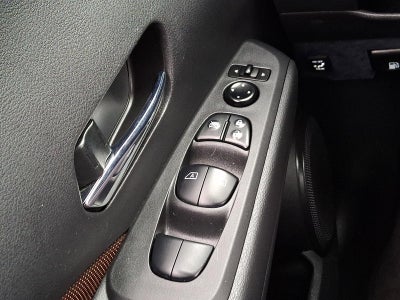 2021 Nissan Kicks SR FWD