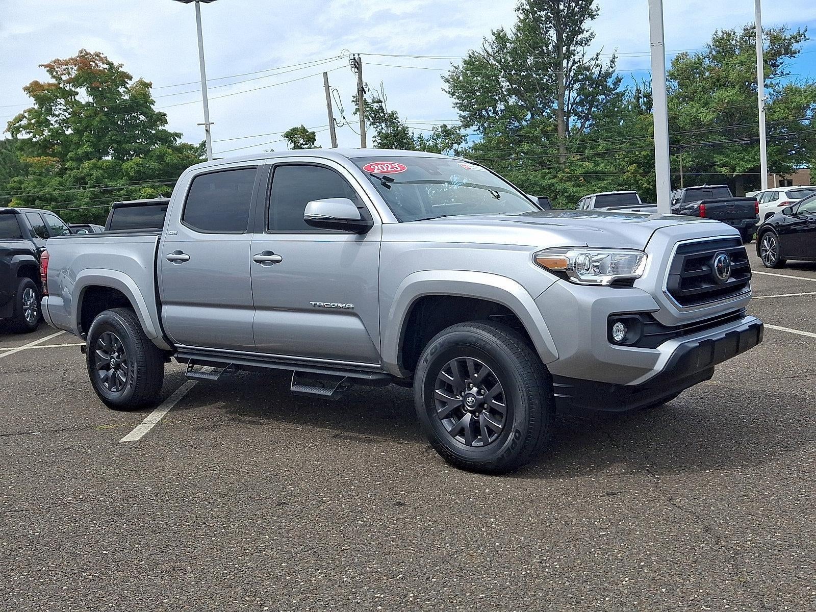 2023 Toyota Tacoma 4WD 4WD SR5 Double Cab 5' Bed V6 AT (GS)