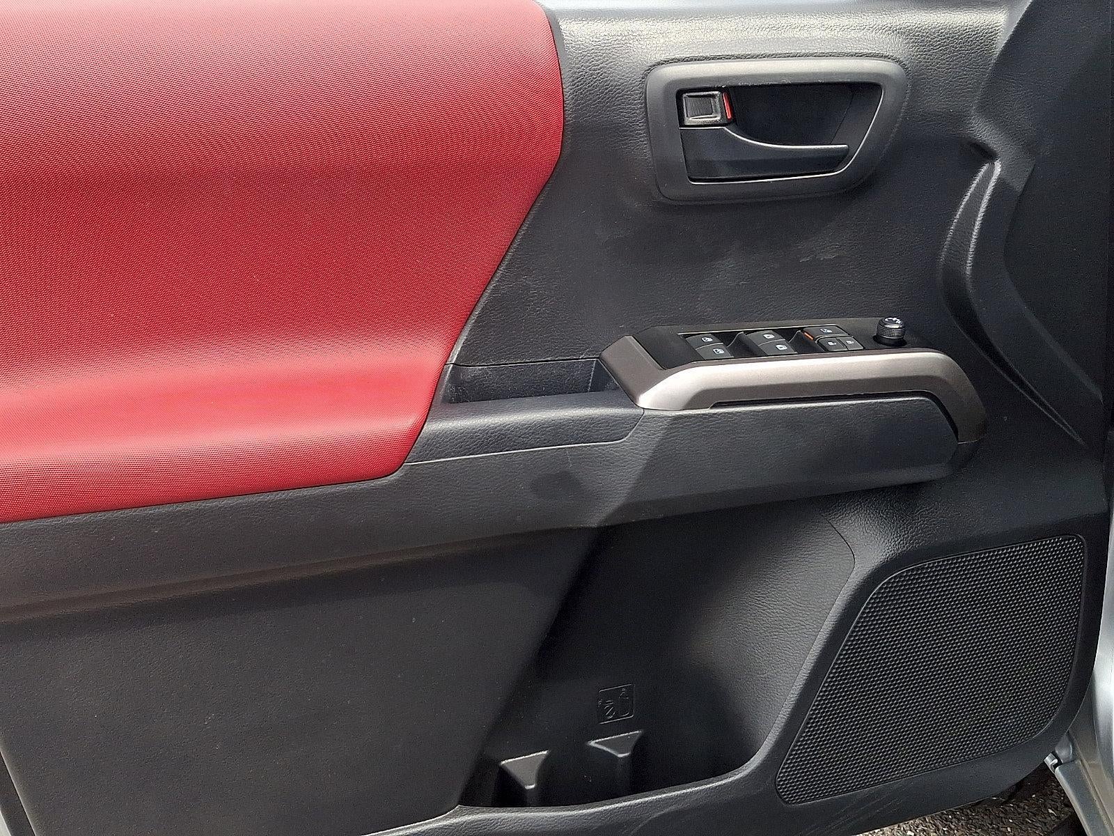 2023 Toyota Tacoma 4WD 4WD SR5 Double Cab 5' Bed V6 AT (GS)
