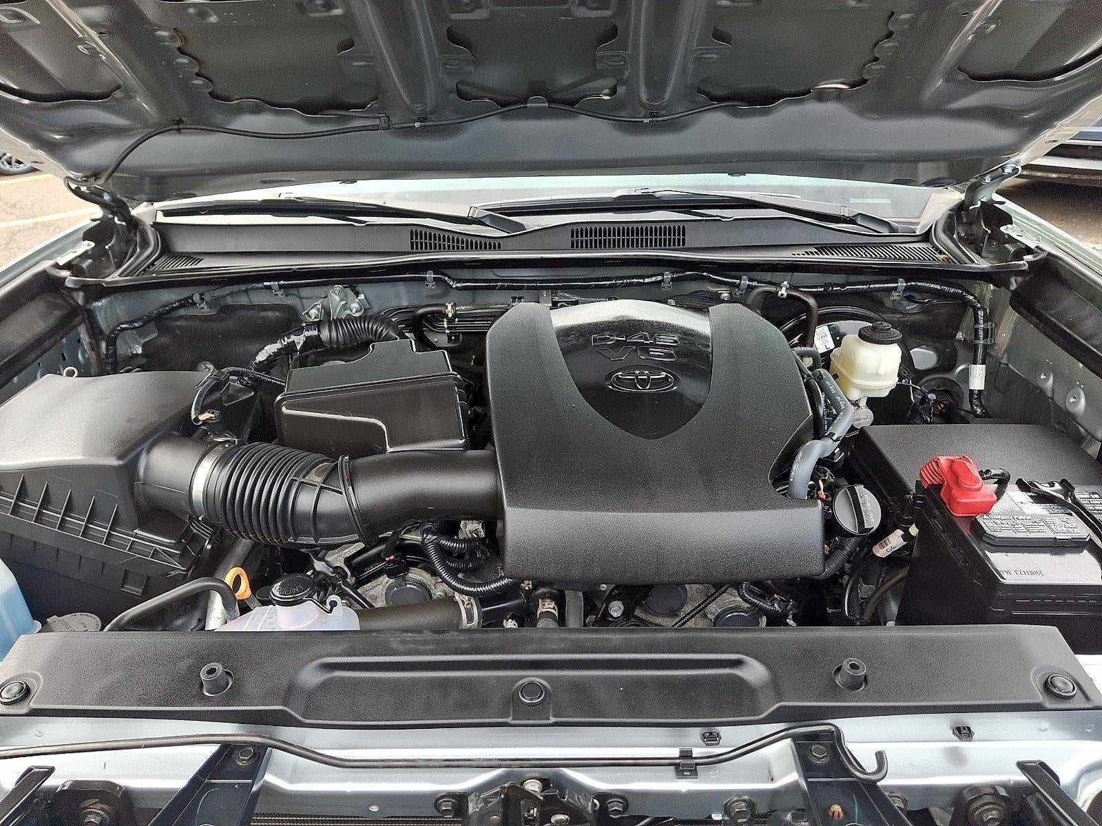 2023 Toyota Tacoma 4WD 4WD SR5 Double Cab 5' Bed V6 AT (GS)