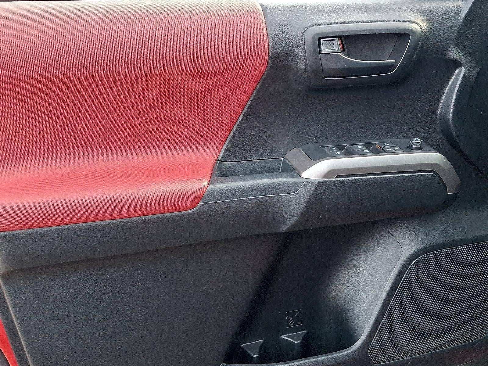 2022 Toyota Tacoma 4WD 4WD SR5 Double Cab 5' Bed V6 AT (GS)