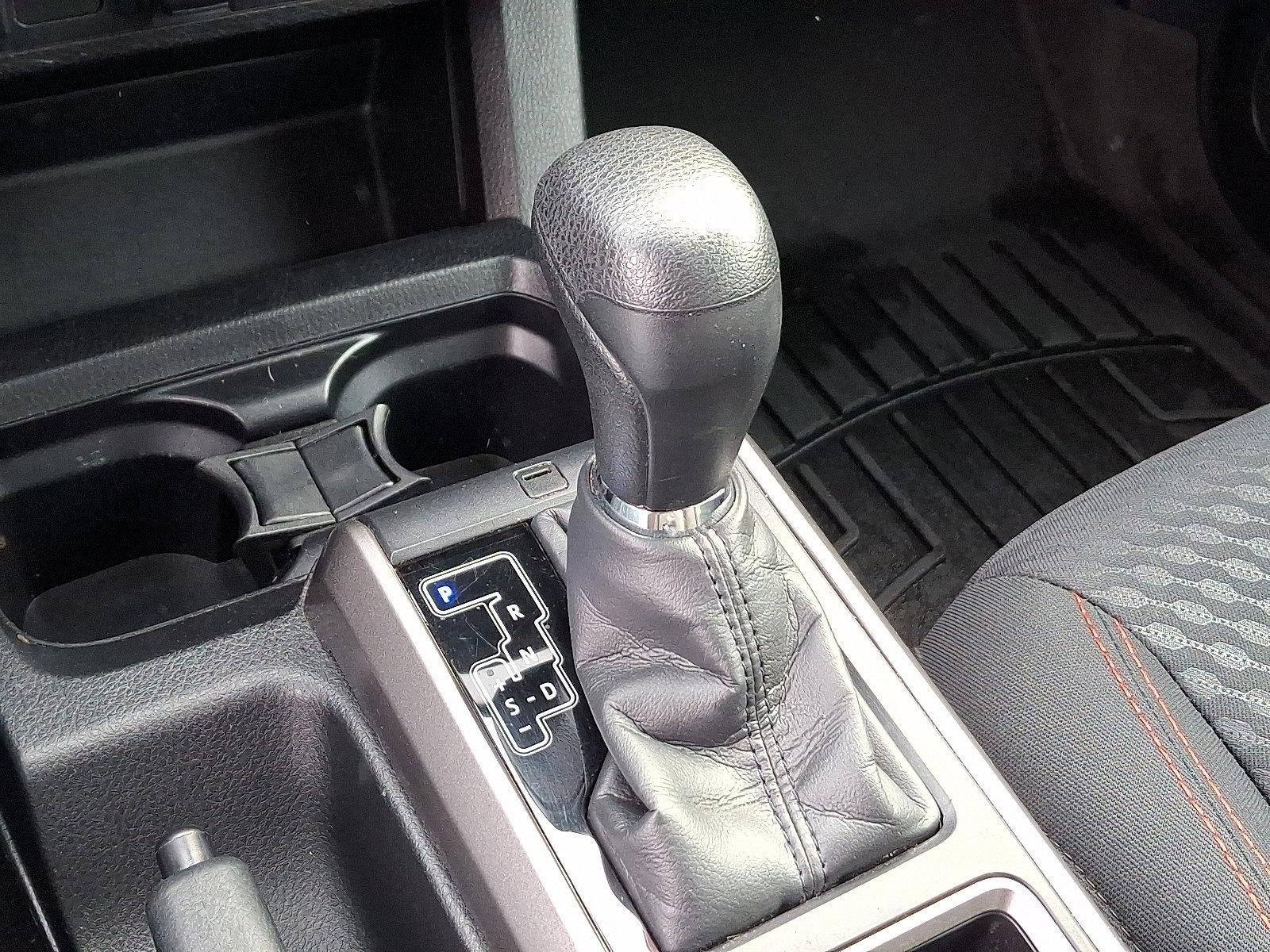 2022 Toyota Tacoma 4WD 4WD SR5 Double Cab 5' Bed V6 AT (GS)