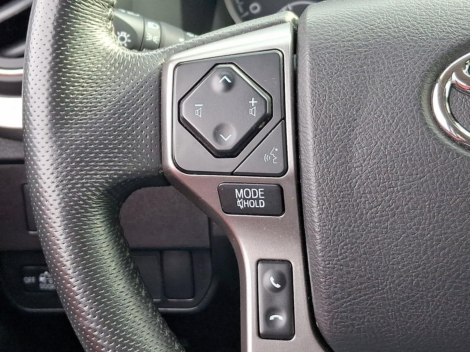 2022 Toyota Tacoma 4WD 4WD SR5 Double Cab 5' Bed V6 AT (GS)