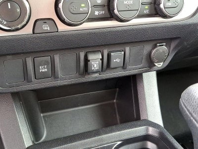 2022 Toyota Tacoma 4WD 4WD SR5 Double Cab 5' Bed V6 AT (GS)