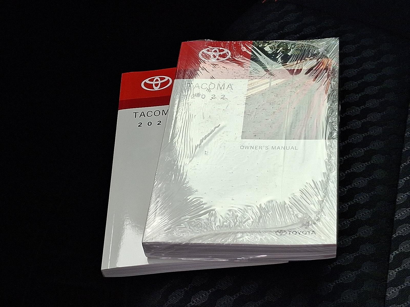 2022 Toyota Tacoma 4WD 4WD SR5 Double Cab 5' Bed V6 AT (GS)