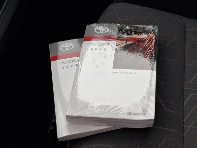 2023 Toyota Tacoma 4WD 4WD TRD Sport Double Cab 5' Bed V6 MT (Natl)