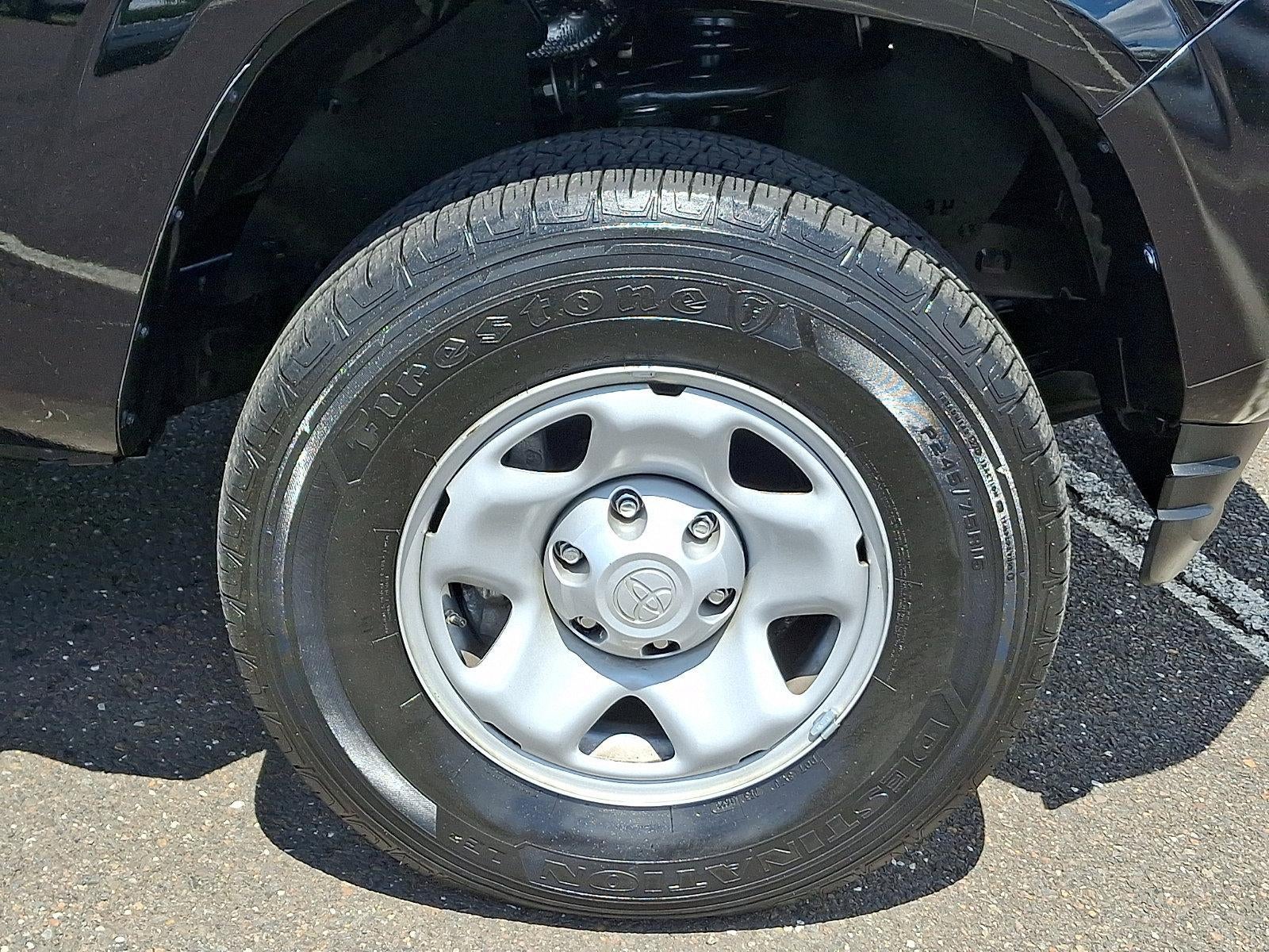 2023 Toyota Tacoma 4WD 4WD SR Double Cab 5' Bed V6 AT (GS)