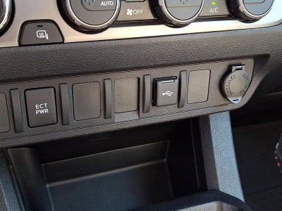 2022 Toyota Tacoma 4WD 4WD SR Double Cab 5' Bed V6 AT (GS)