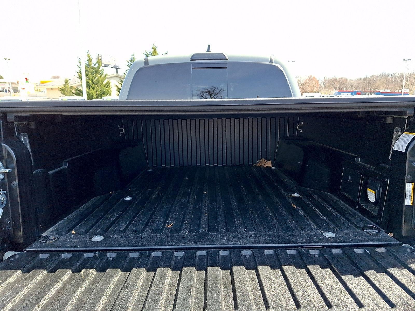 2023 Toyota Tacoma 4WD 4WD TRD Sport Double Cab 5' Bed V6 MT (Natl)