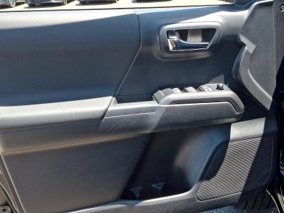 2023 Toyota Tacoma 4WD 4WD TRD Off Road Double Cab 5' Bed V6 AT (Natl)