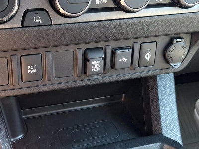 2022 Toyota Tacoma 4WD 4WD TRD Off Road Double Cab 6' Bed V6 AT (Natl)