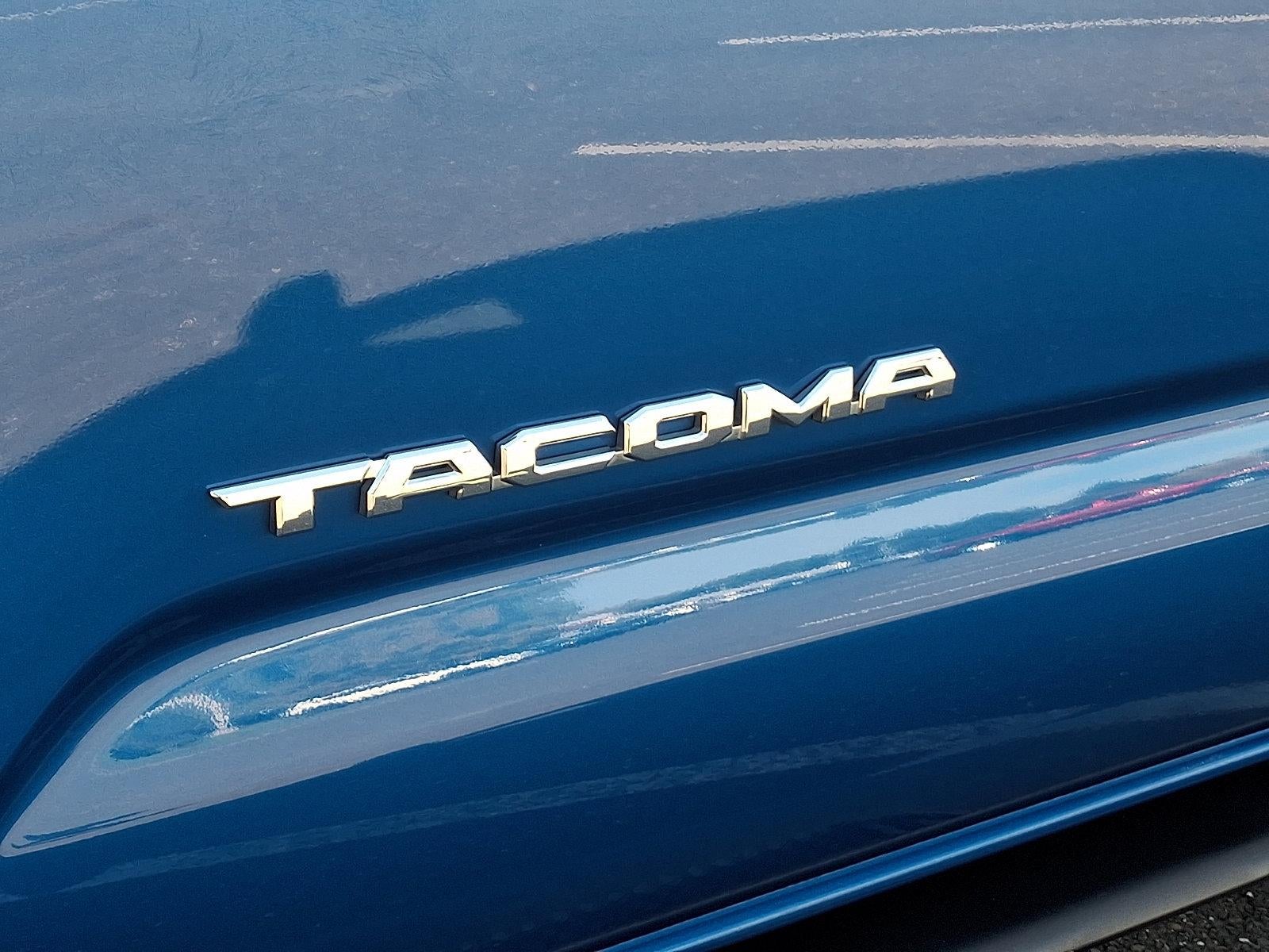 2017 Toyota Tacoma TRD Sport Double Cab 6' Bed V6 4x4 AT (Natl)