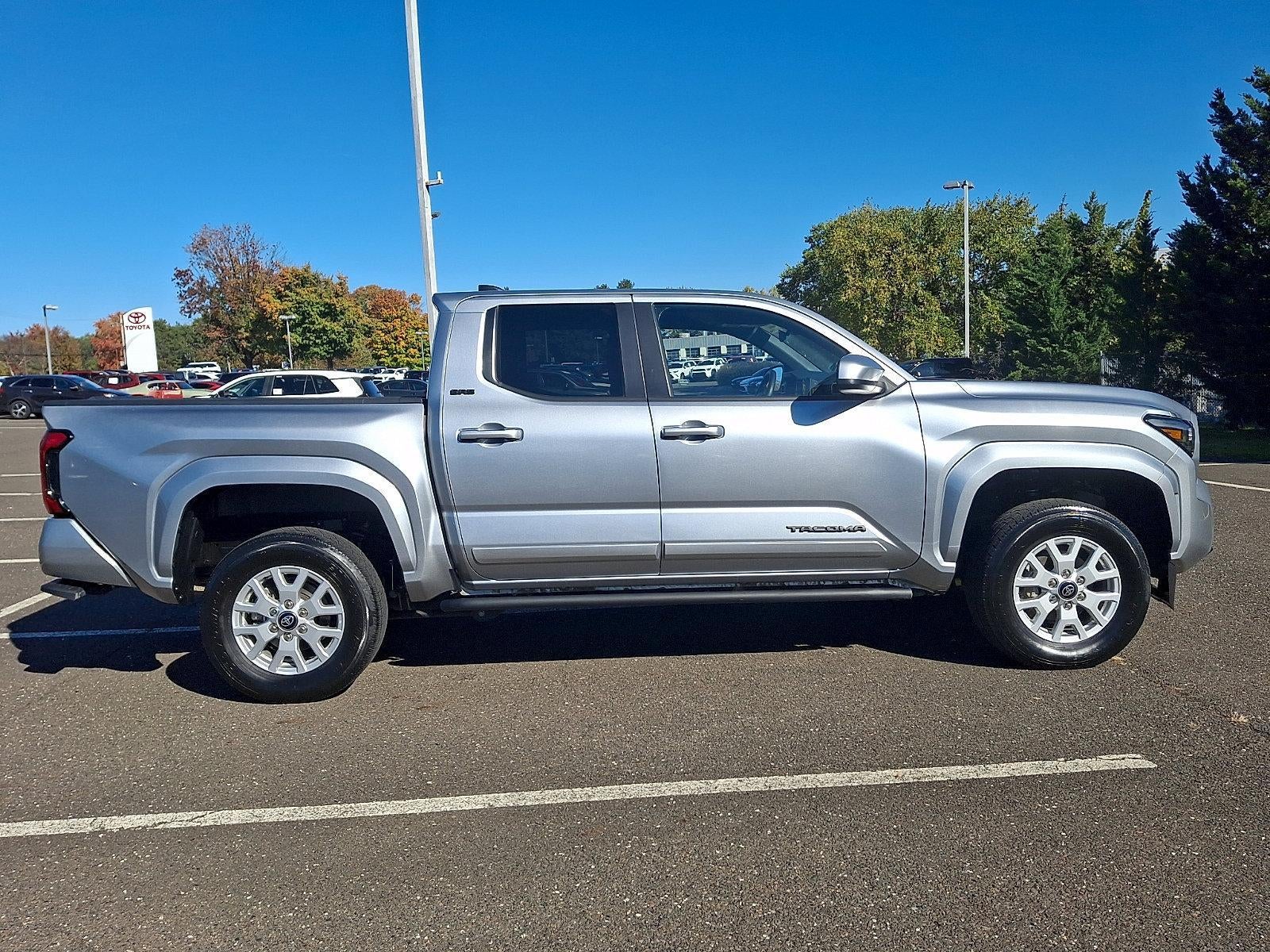 2024 Toyota Tacoma 4WD 4WD SR5 Double Cab 5' Bed AT (GS)