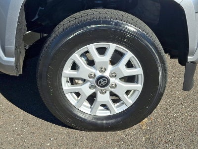 2024 Toyota Tacoma 4WD 4WD SR5 Double Cab 5' Bed AT (GS)