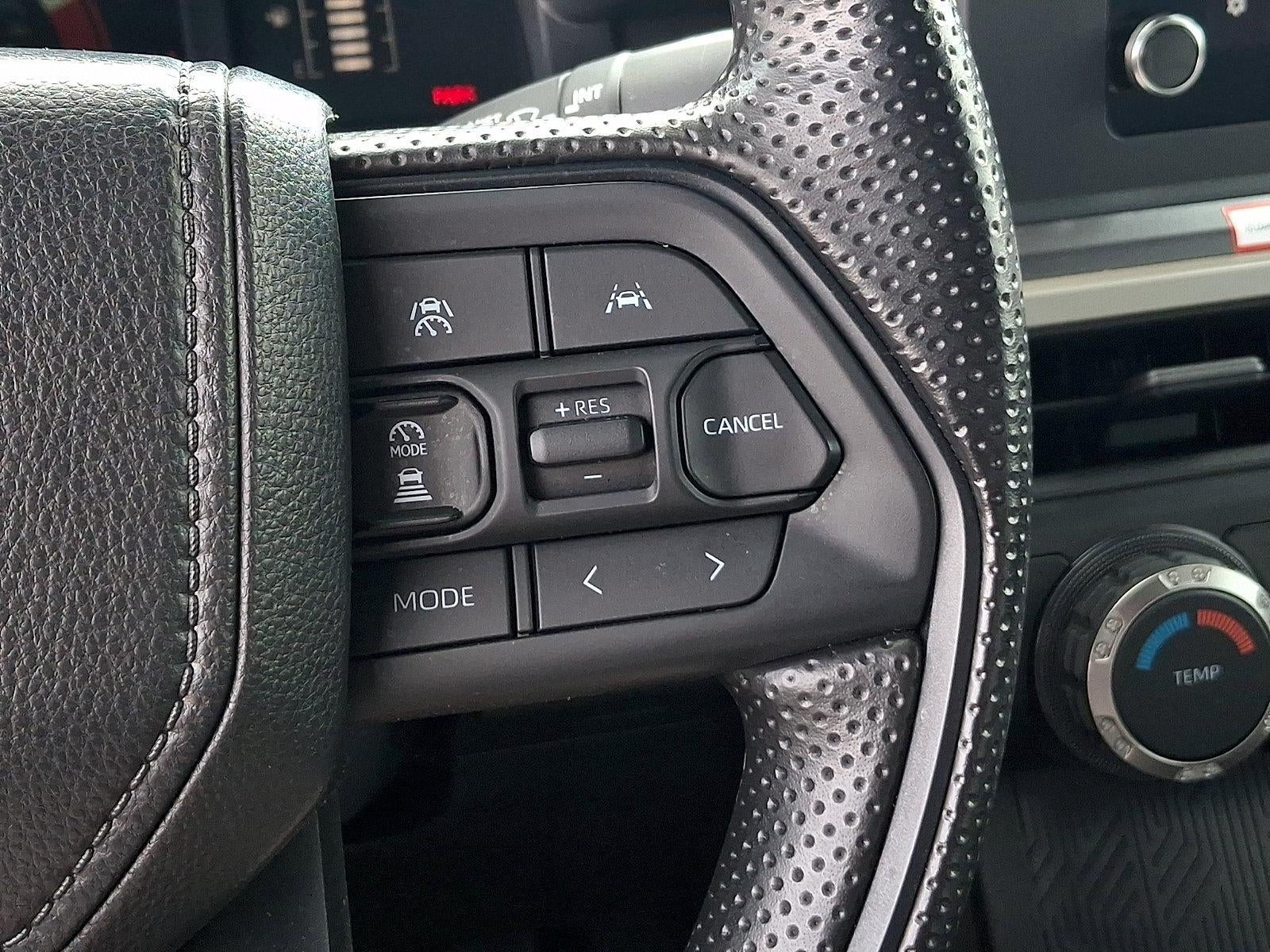2025 Toyota Tacoma 4WD 4WD SR5 Double Cab 6' Bed AT (Natl)