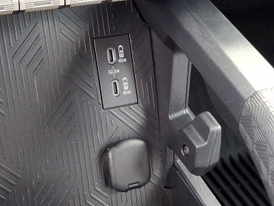 2025 Toyota Tacoma 4WD 4WD SR5 Double Cab 6' Bed AT (Natl)