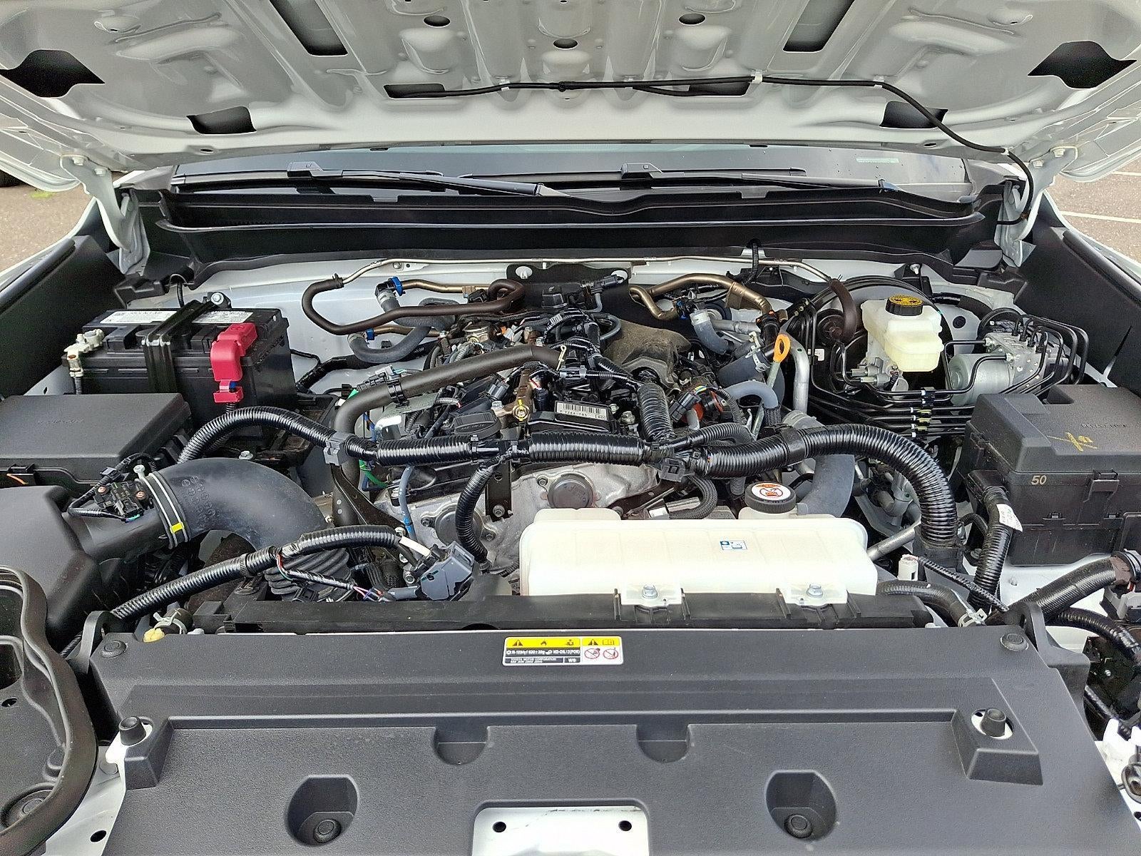 2025 Toyota Tacoma 4WD 4WD SR5 Double Cab 6' Bed AT (Natl)
