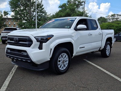 2025 Toyota Tacoma 4WD 4WD SR5 Double Cab 6' Bed AT (Natl)