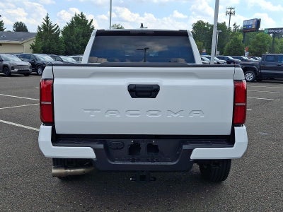 2025 Toyota Tacoma 4WD 4WD SR5 Double Cab 6' Bed AT (Natl)