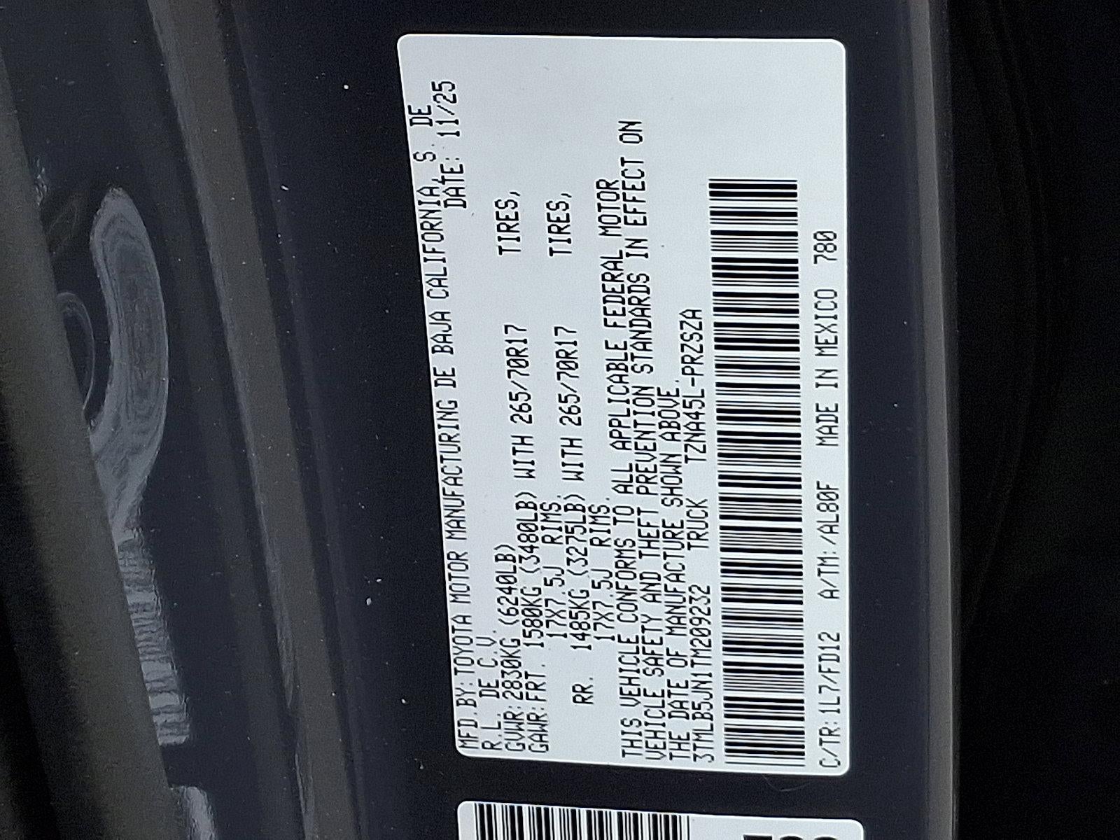 2026 Toyota Tacoma 4WD 4WD TRD Off Road Double Cab 5' Bed AT (Natl)