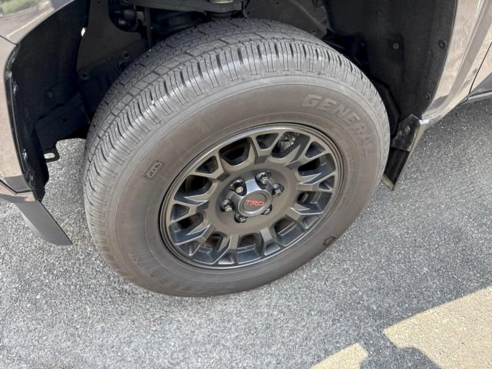 2024 Toyota Tacoma 4WD 4WD SR5 Double Cab 5' Bed AT (GS)