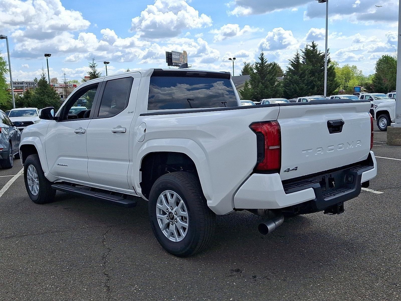2025 Toyota Tacoma 4WD 4WD SR5 Double Cab 5' Bed AT (GS)