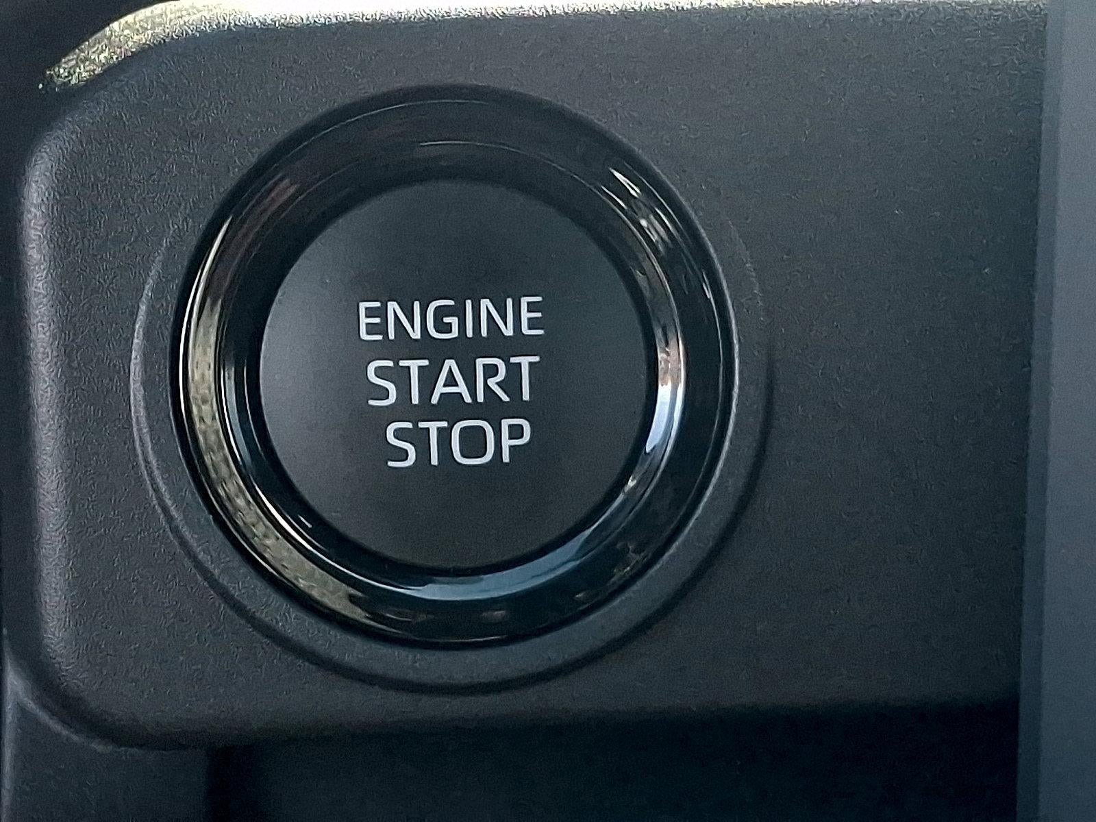 2025 Toyota Tacoma 4WD 4WD SR5 Double Cab 5' Bed AT (Natl)