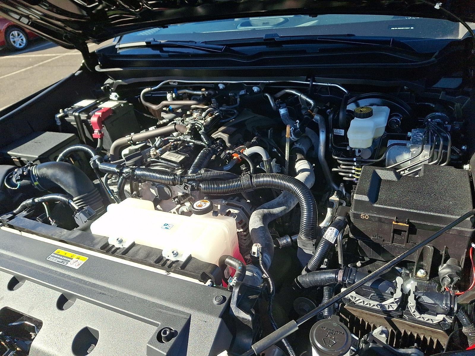 2025 Toyota Tacoma 4WD 4WD SR5 Double Cab 5' Bed AT (Natl)