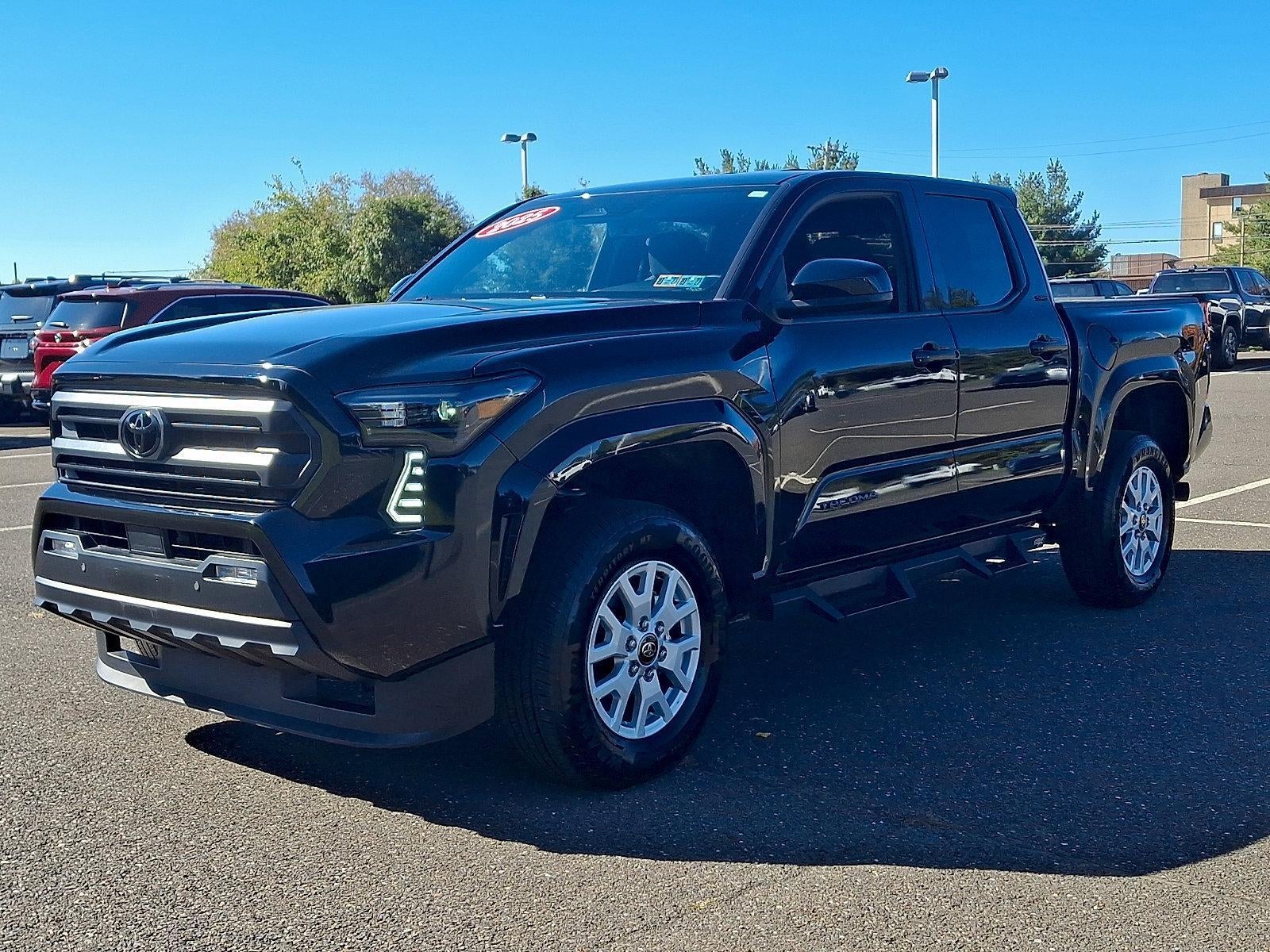 2025 Toyota Tacoma 4WD 4WD SR5 Double Cab 5' Bed AT (Natl)