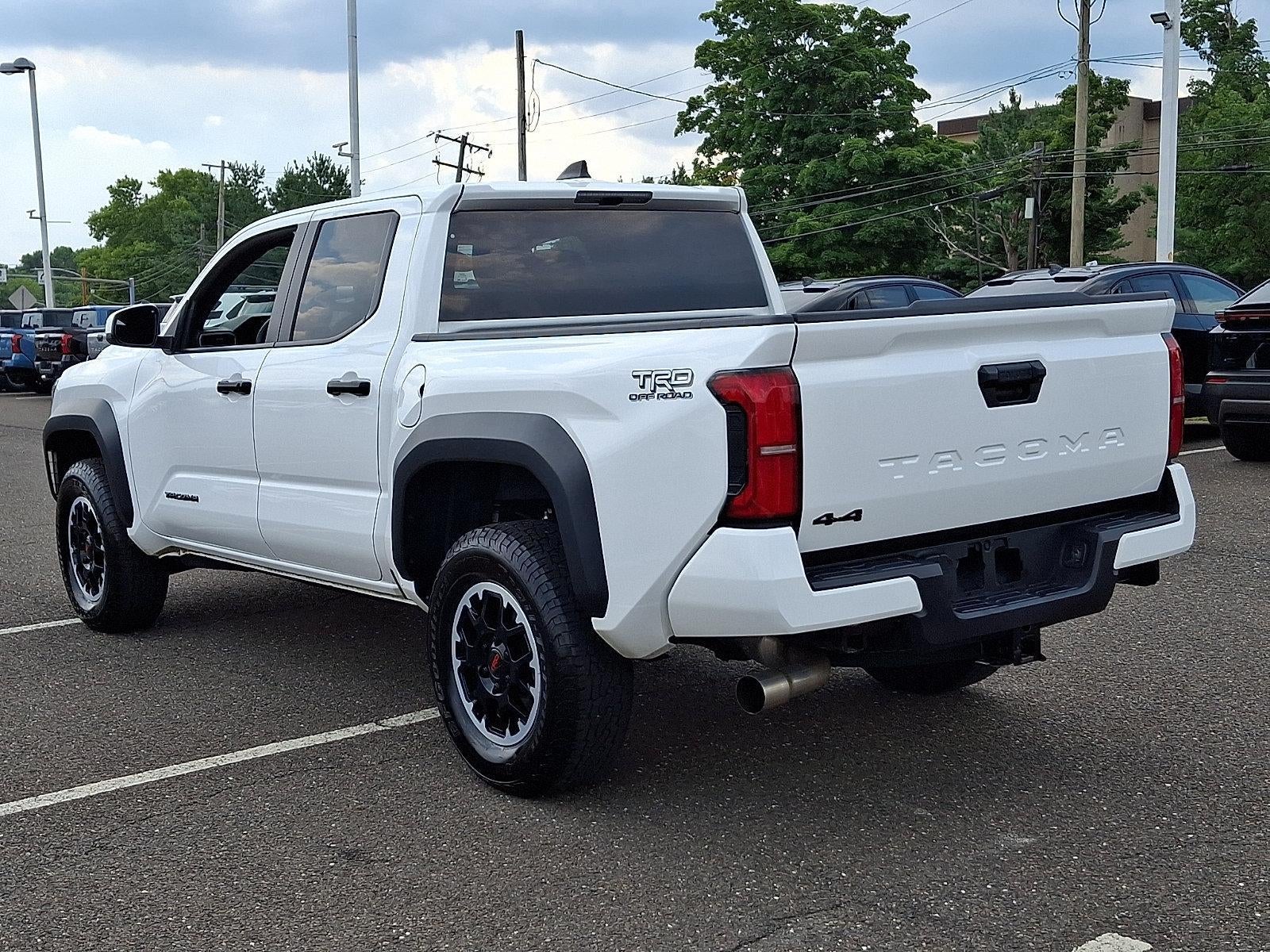 2024 Toyota Tacoma 4WD 4WD TRD Off Road Double Cab 5' Bed AT (Natl)