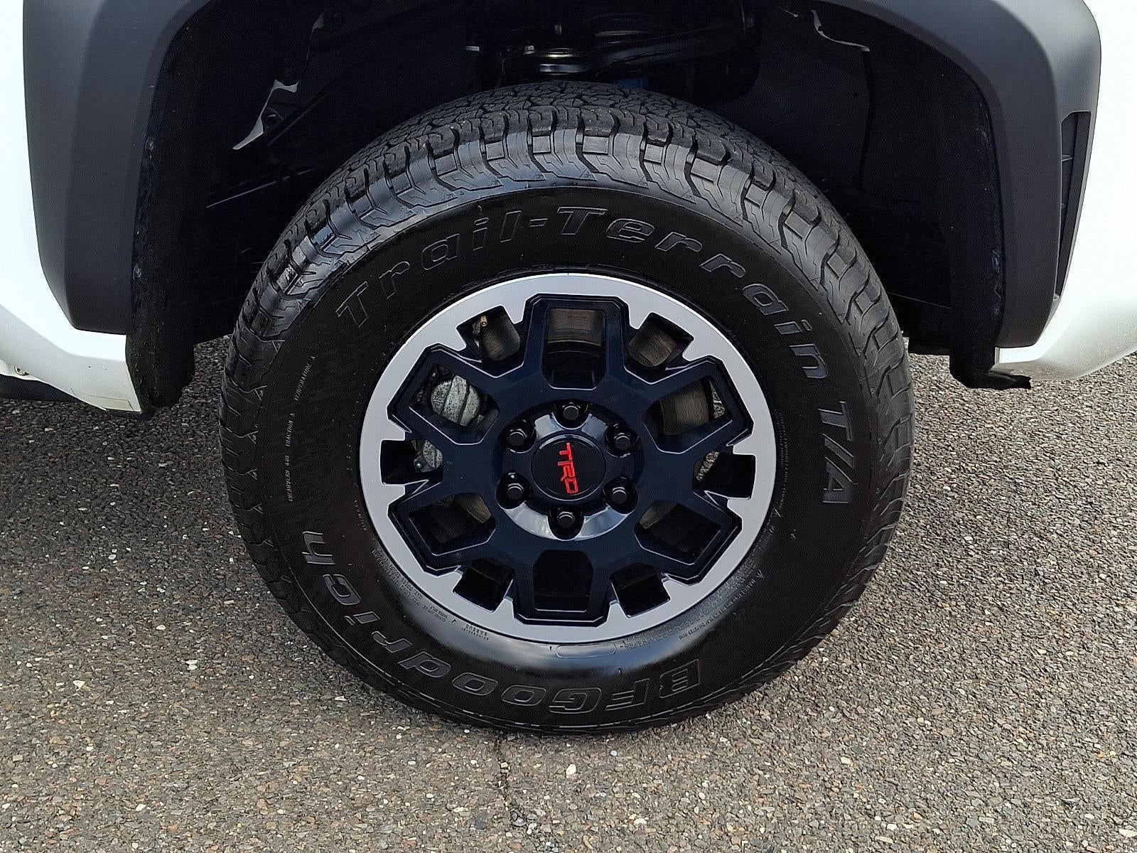 2024 Toyota Tacoma 4WD 4WD TRD Off Road Double Cab 5' Bed AT (Natl)