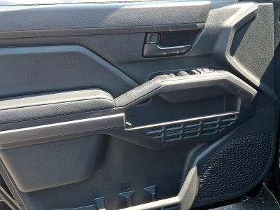 2025 Toyota Tacoma 4WD 4WD SR5 Double Cab 6' Bed AT (Natl)