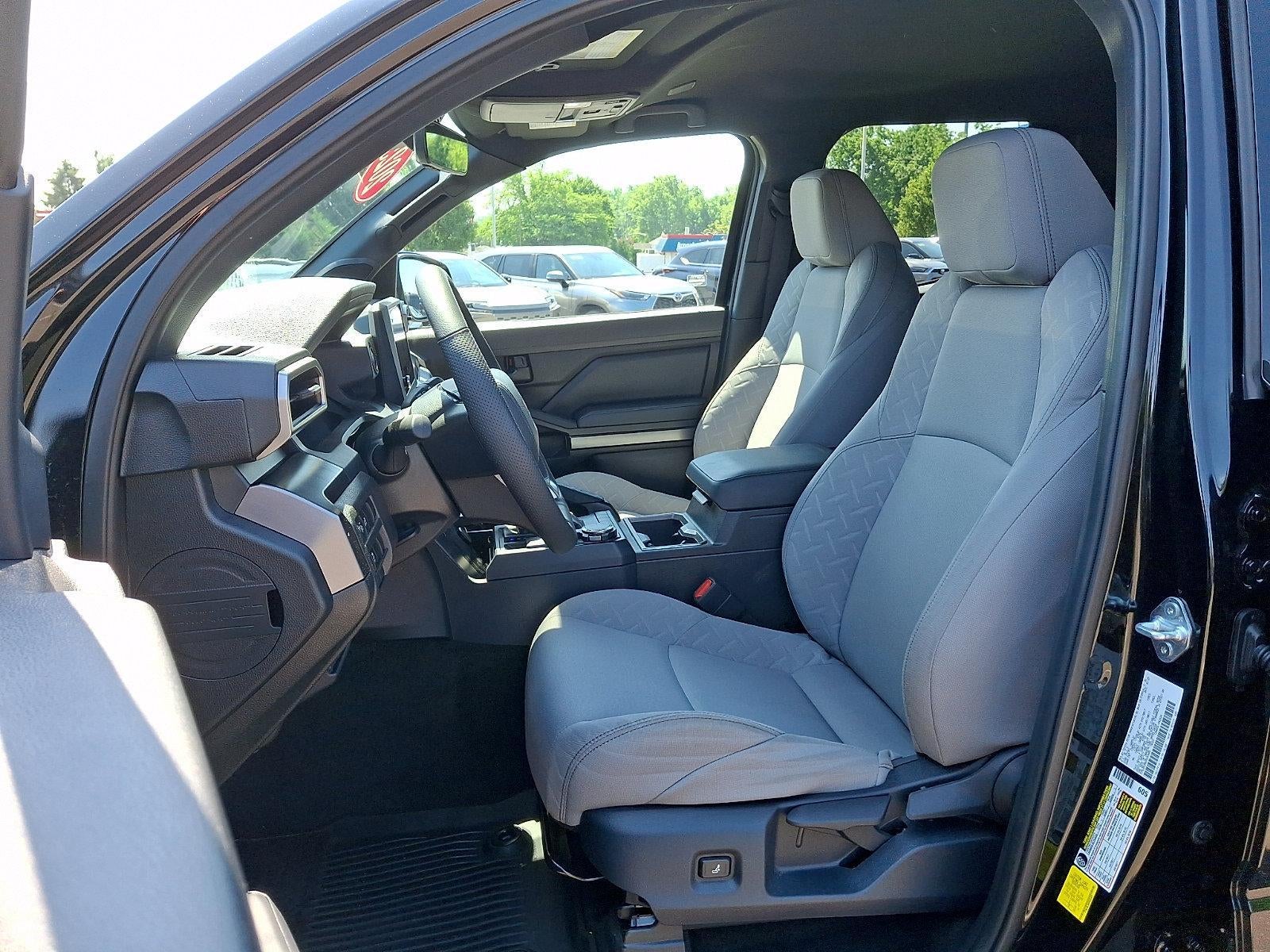 2025 Toyota Tacoma 4WD 4WD SR5 Double Cab 6' Bed AT (Natl)