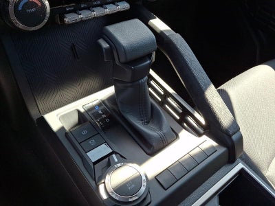 2025 Toyota Tacoma 4WD 4WD SR5 Double Cab 6' Bed AT (Natl)