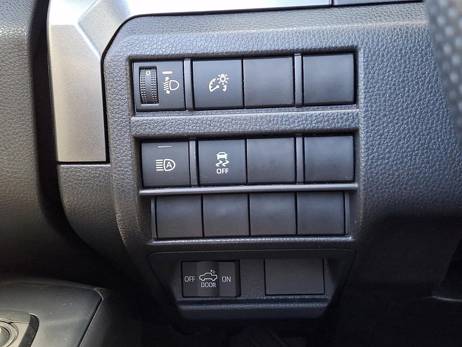 2025 Toyota Tacoma 4WD 4WD SR5 Double Cab 6' Bed AT (Natl)