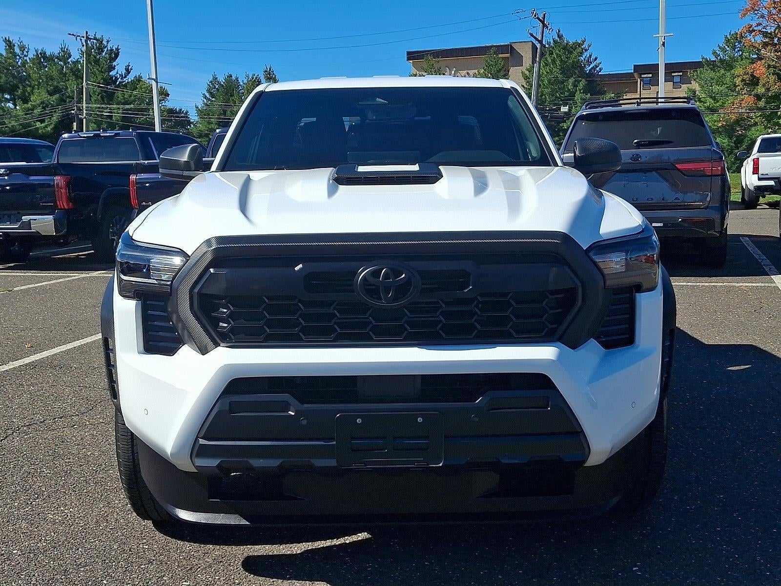 2025 Toyota Tacoma 4WD 4WD TRD Sport Double Cab 5' Bed AT (Natl)
